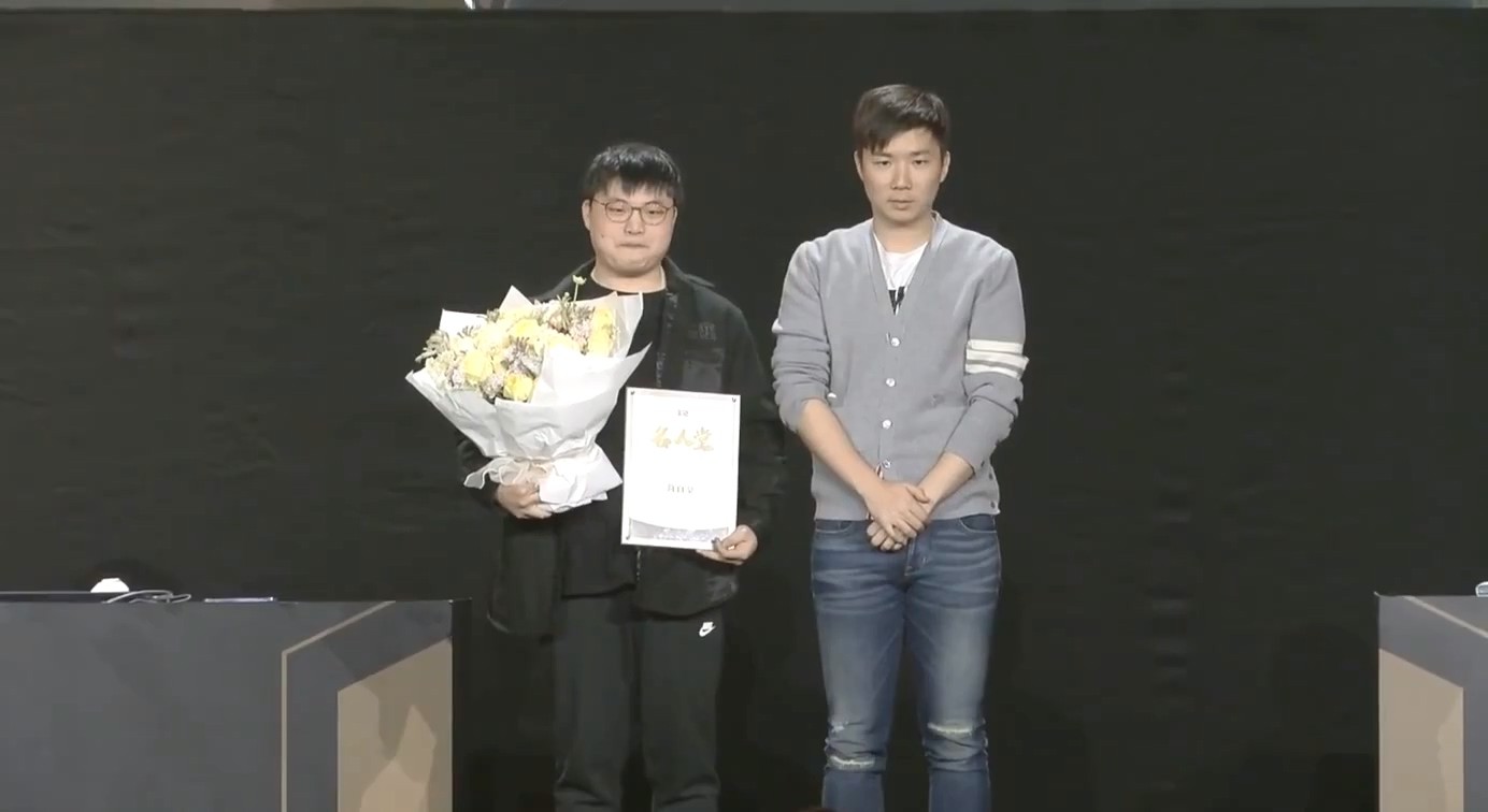 RNG名人堂正式公布 Uzi成功入驻名人堂(图1)