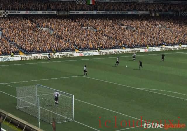 FIFA2004游戏截图3