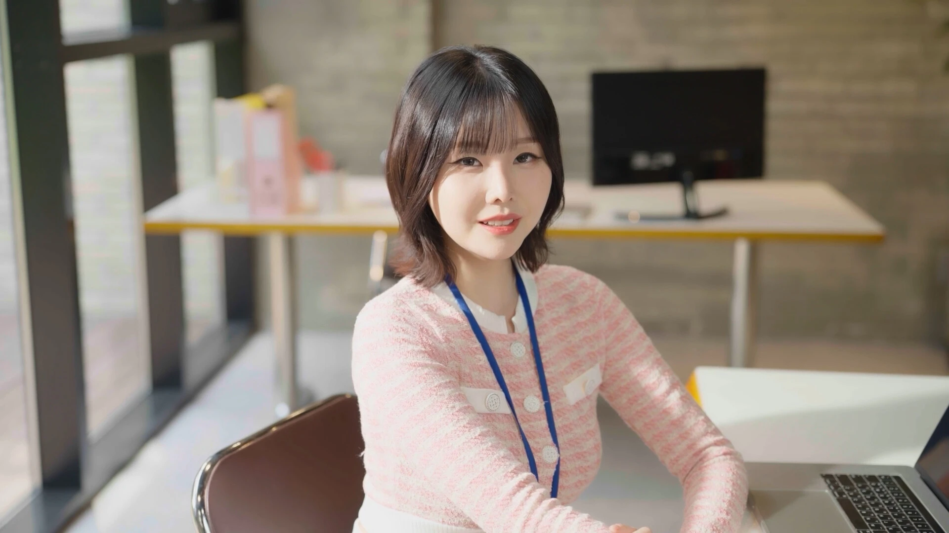嘘,美女拍摄中